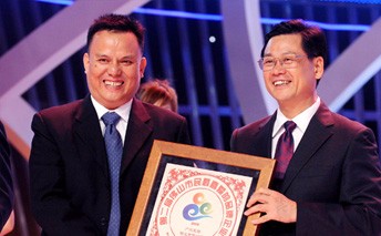 凯发平台铝业被评为“市民最喜爱的品牌企业”、“广佛同城至爱佛山品牌”